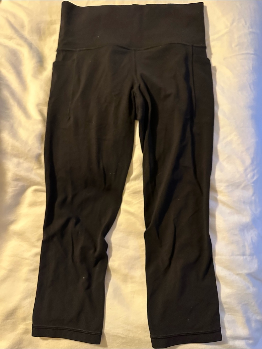 Athleta Black Salutation Stash Pocket Leggings